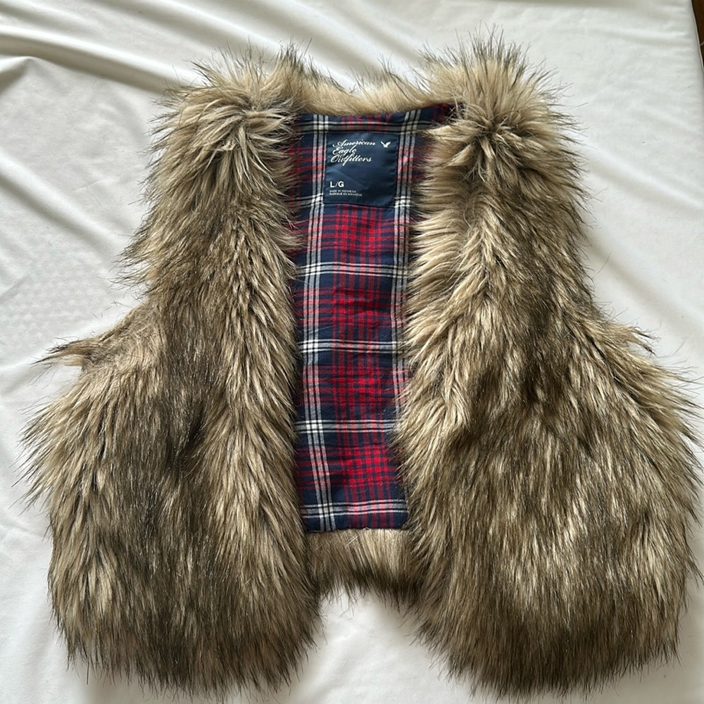 American Eagle faux fur vest